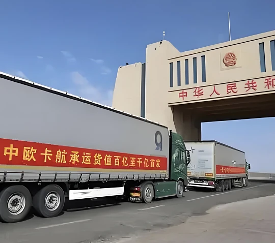 中国 フランス 道路輸送 玄関先への配達